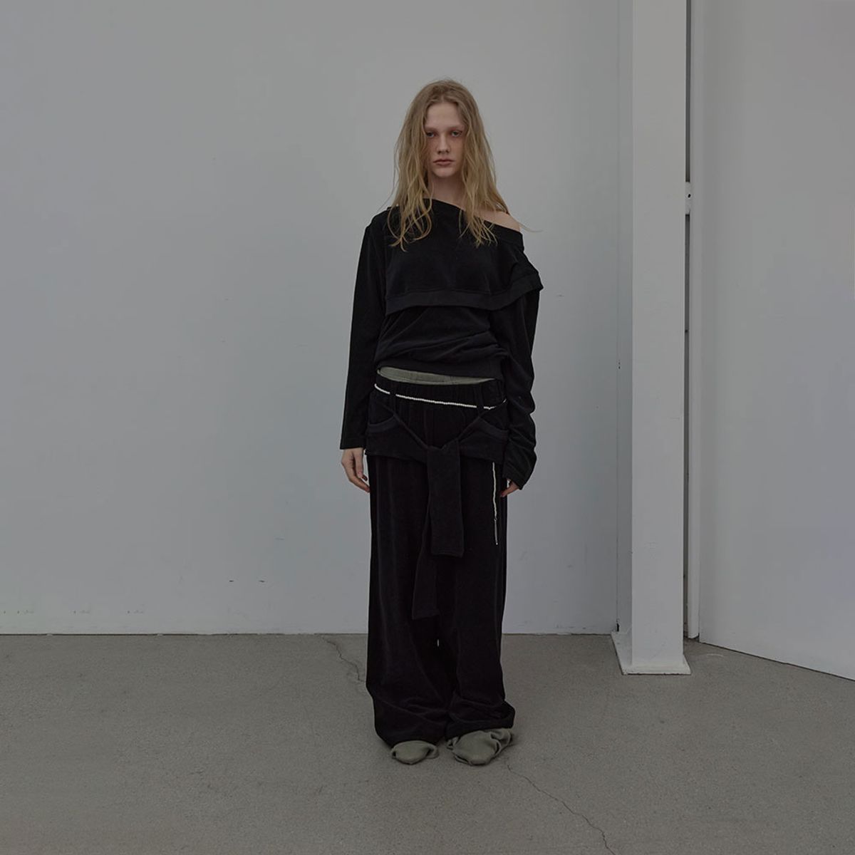 엘씨디씨티엠(LCDC™) TIED DETAIL JERSEY PANTS (BLACK)