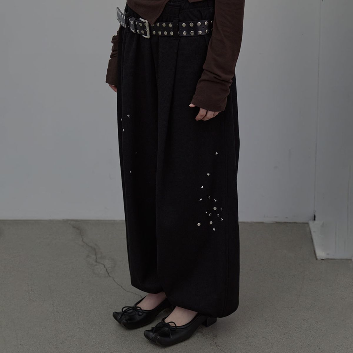 엘씨디씨티엠(LCDC™) SPARKLE WAFFLE PANTS (BLACK)