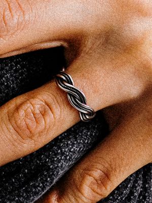 URM005 Vintage Twist Pattern Ring