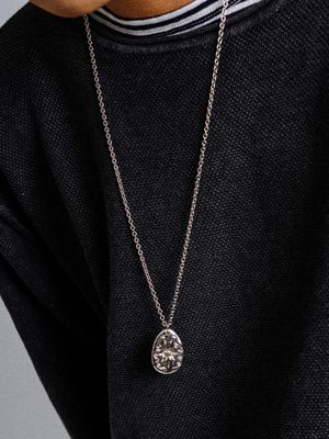 URM008 Big Star pendant Necklace