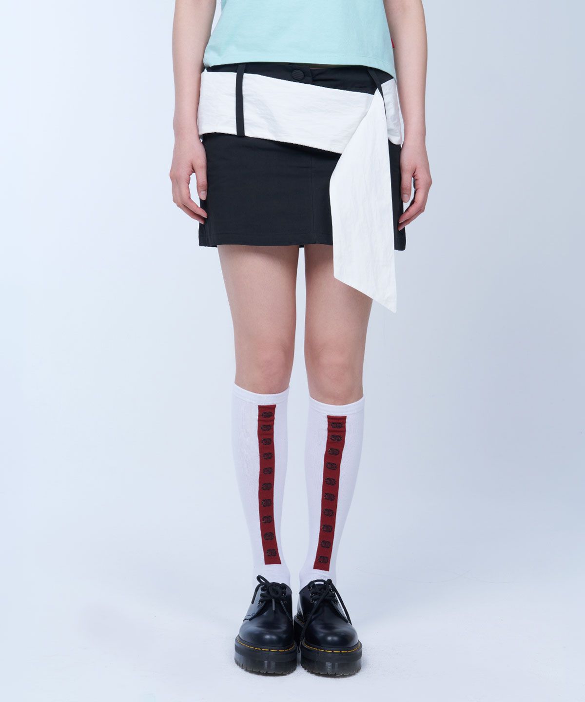 라이라이(LYELYE) Strapline mini skirt (black)