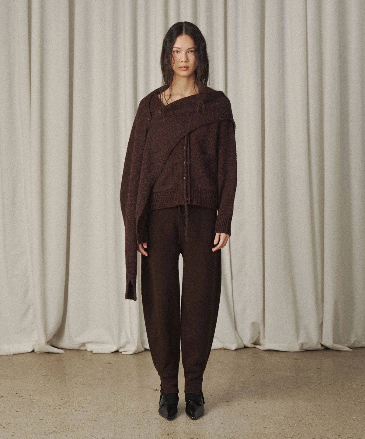 베르소(VERSO) Wholegament Knit Pants