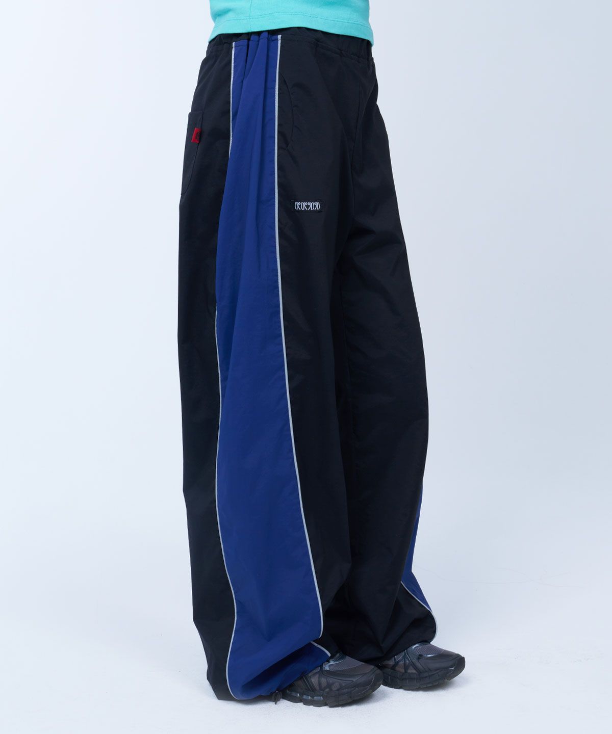 라이라이(LYELYE) Side piping nylon pants (black)