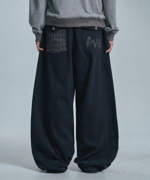 체크 배색 벌룬 코튼팬츠 - 네이비