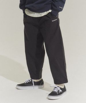 어센틱 테이퍼드 우븐팬츠 블랙 CK2503PT27BK