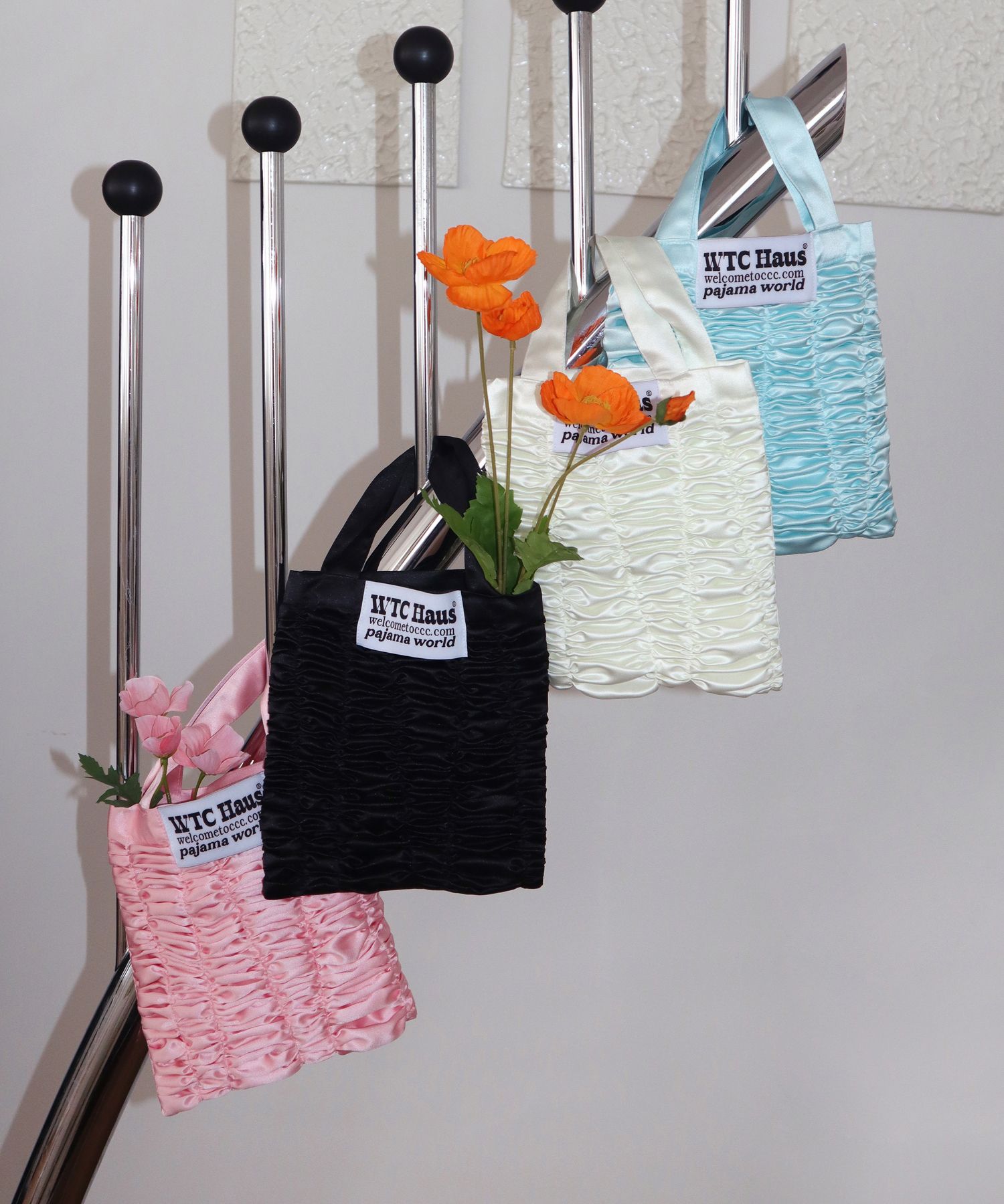 MUSINSA | WELCOME TO CCC Puggly Bag (4 Colors) Tote bag