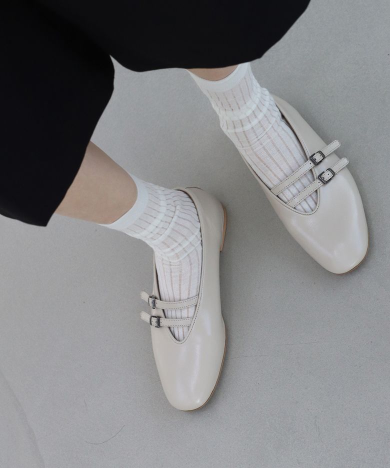 Two flat_25513_ivory