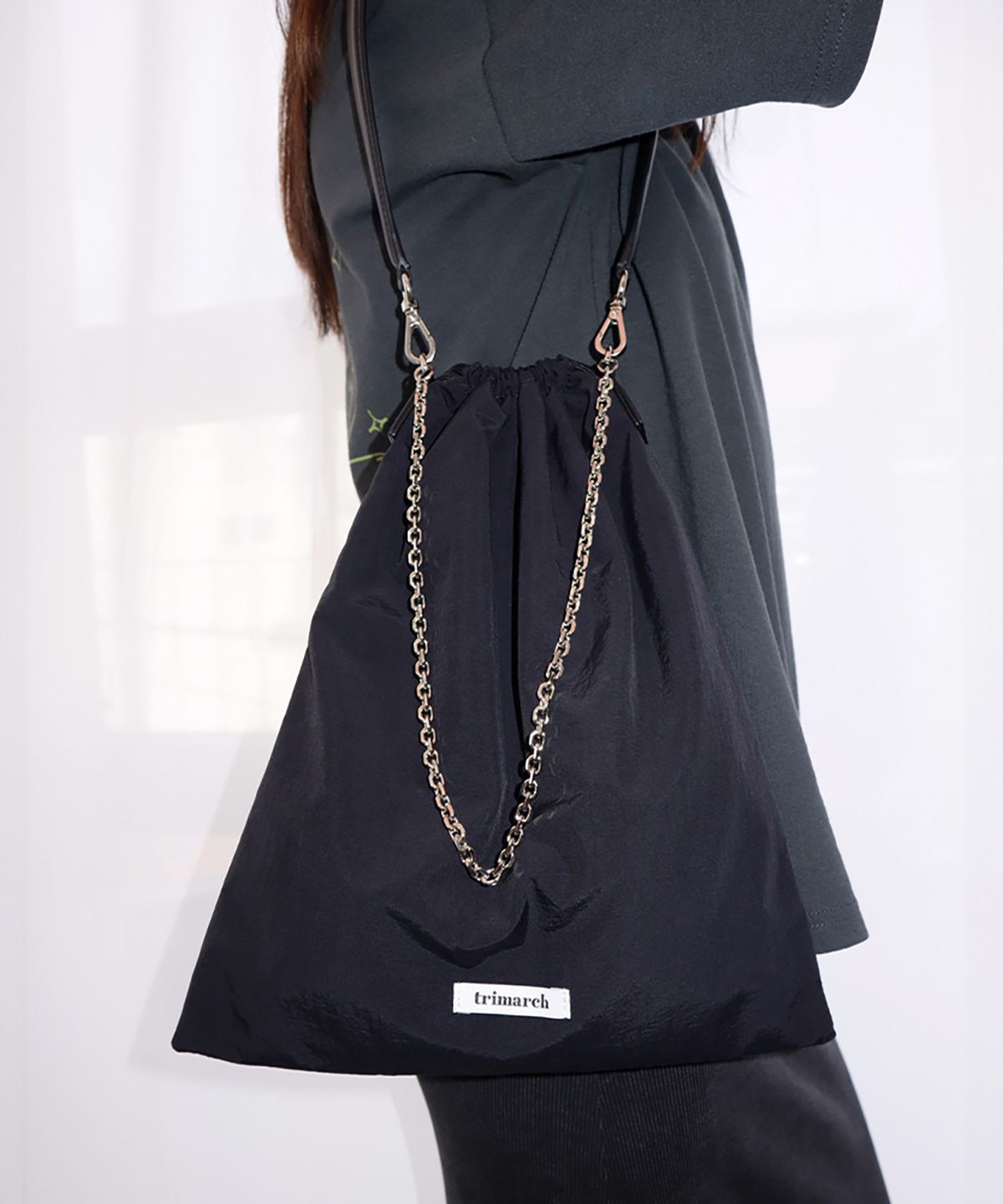 트리마치(TRIMARCH) Tri / Easy Fabric shoulder bag / Black