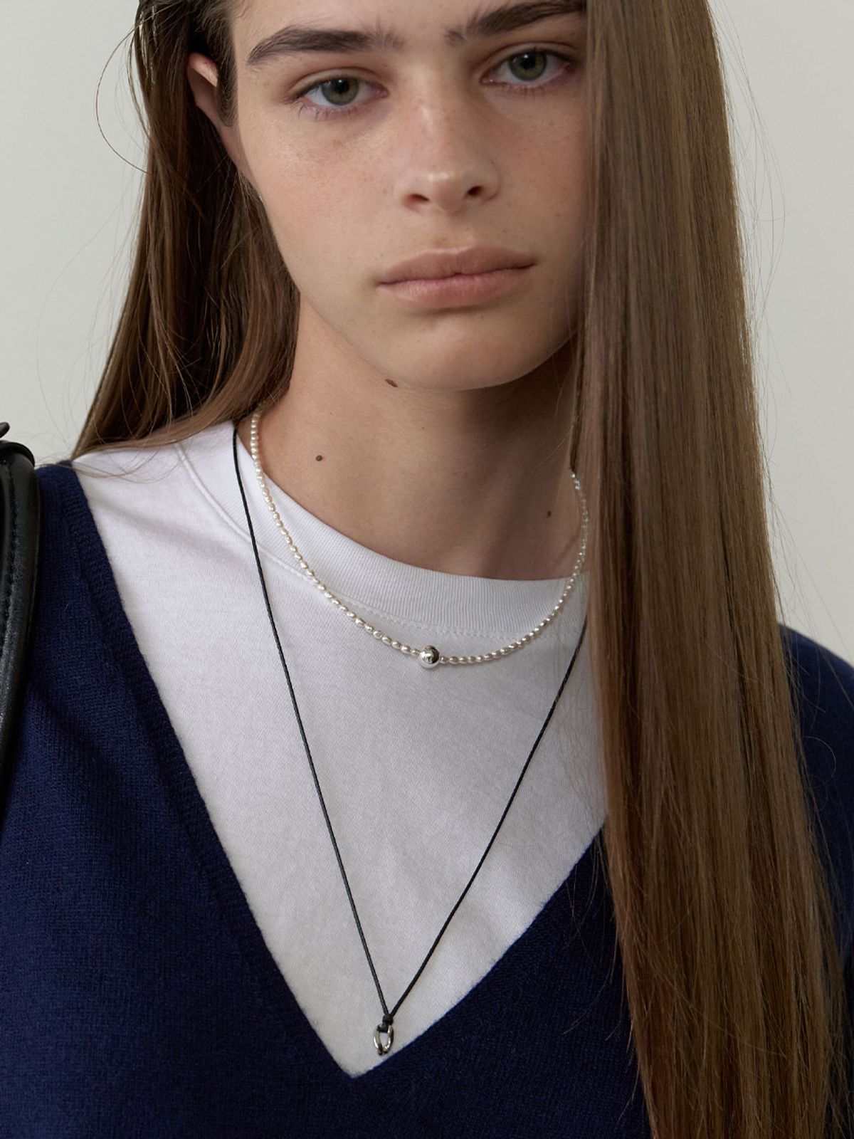 러브미몬스터(LOVE ME MONSTER) Simple Chain Long Strap Necklace (L253MNK080)