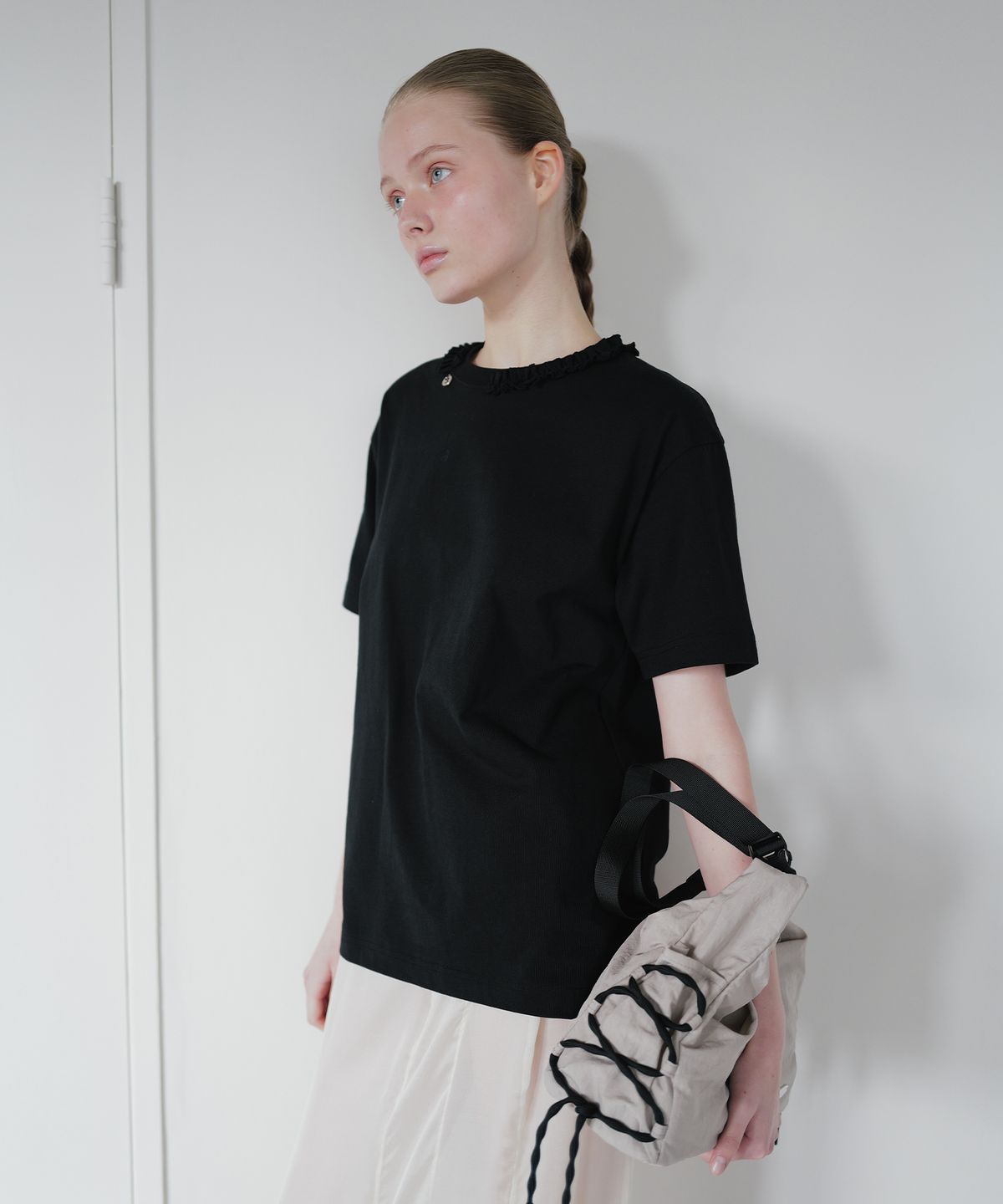 트리마치(TRIMARCH) Rosette T-shirt / Black