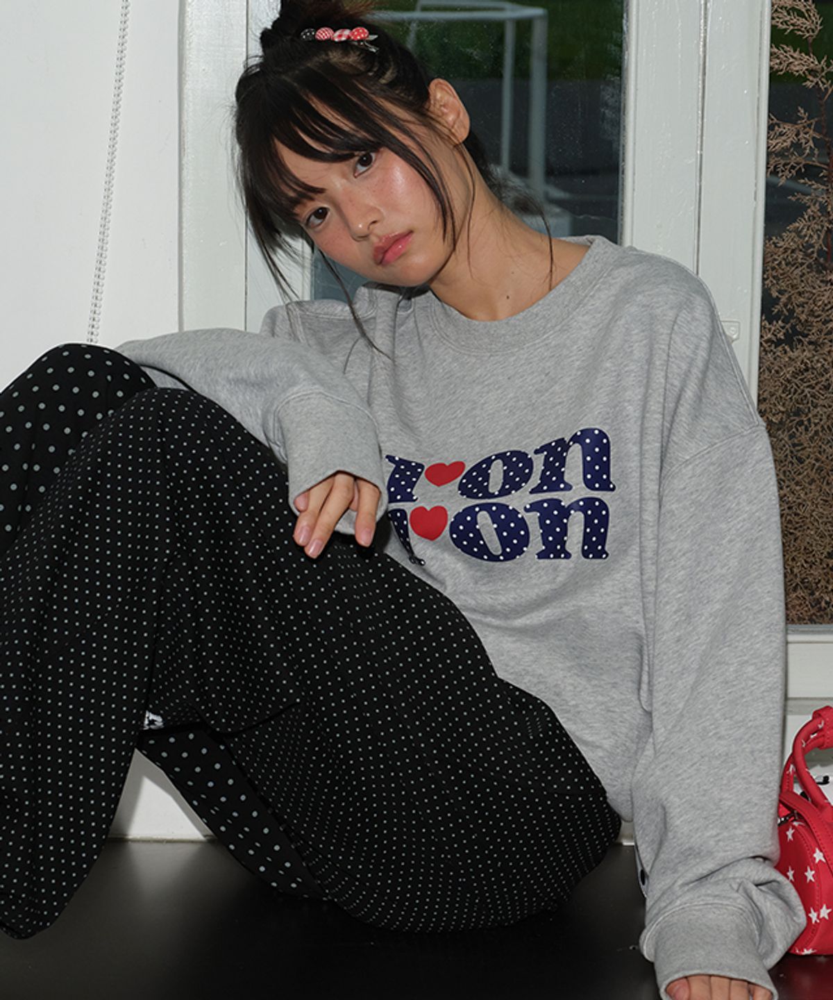 론론(RONRON) DOT LOGO SWEATSHIRT GREY