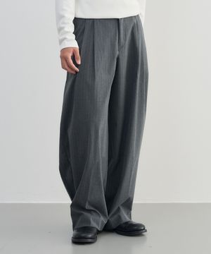 인버티드 플리츠 스트라이프 슬렉스 [GRAY]