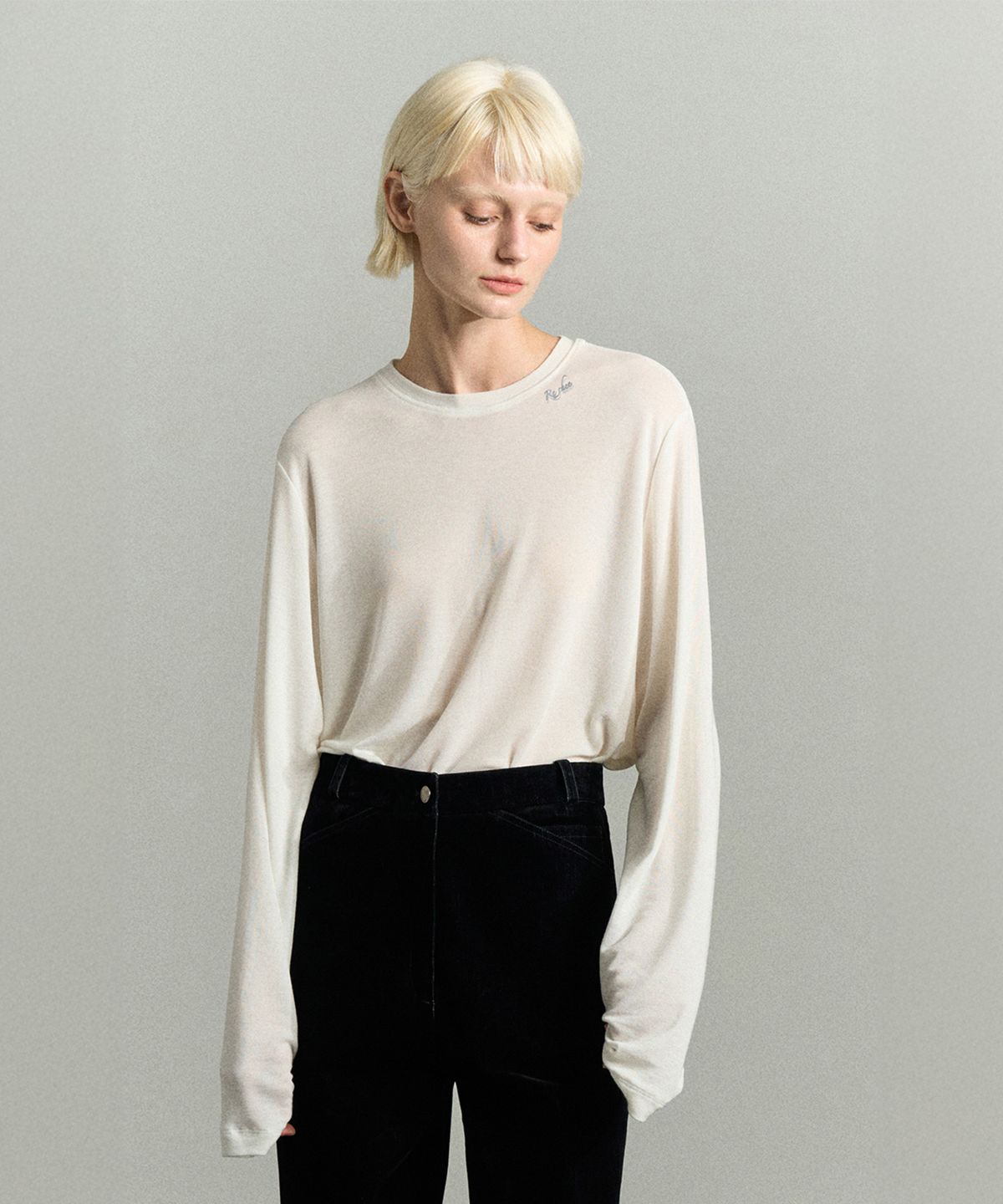 리이(RE RHEE) ROUND NECK JERSEY TOP