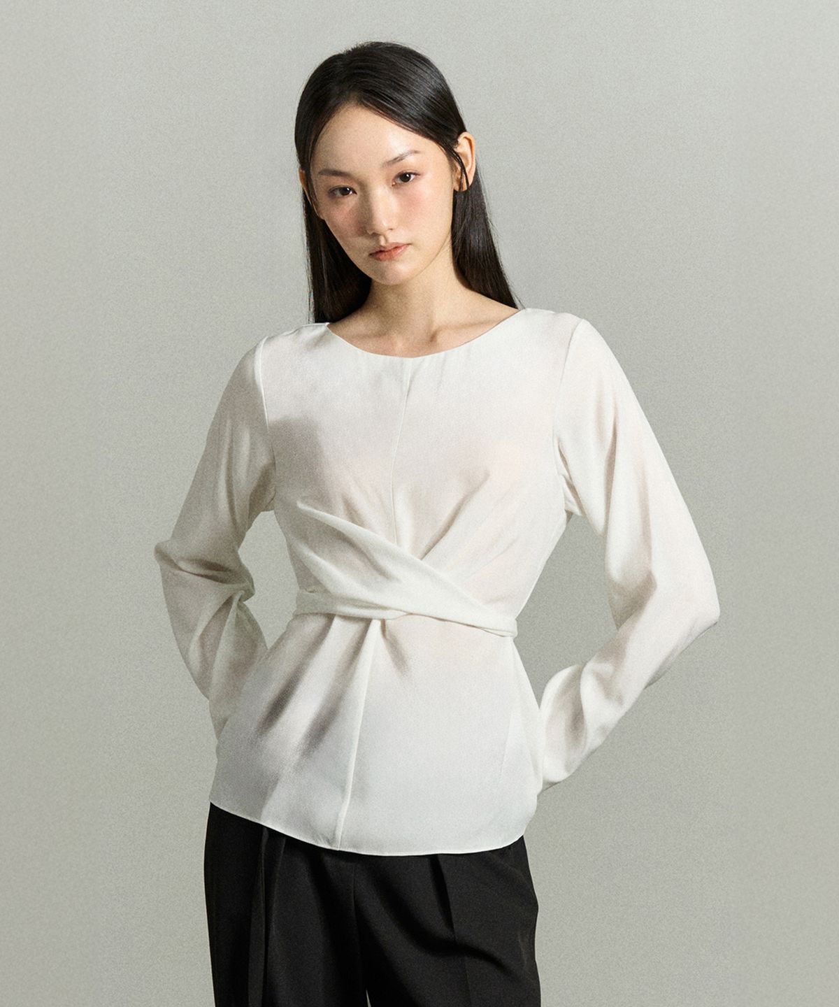 리이(RE RHEE) FRONT WRAP BLOUSE