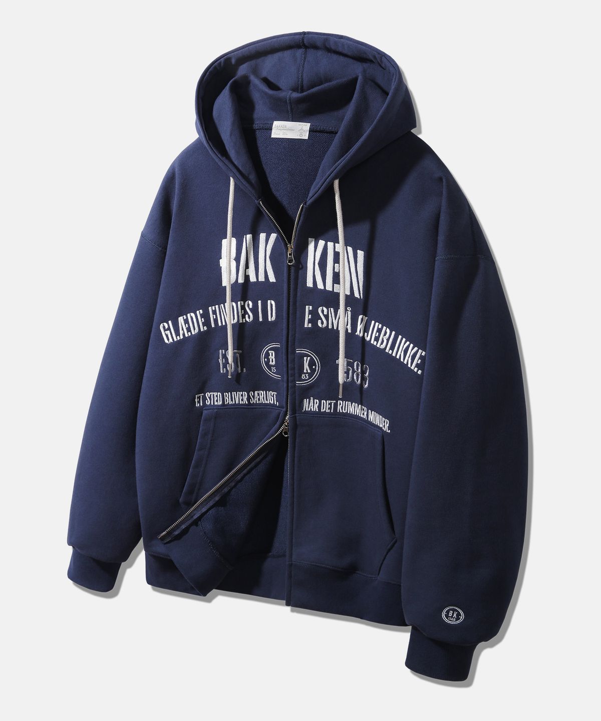 바켄(BAKKEN) 포시즌 Embroidered 투웨이 후드집업 BK7993_네이비
