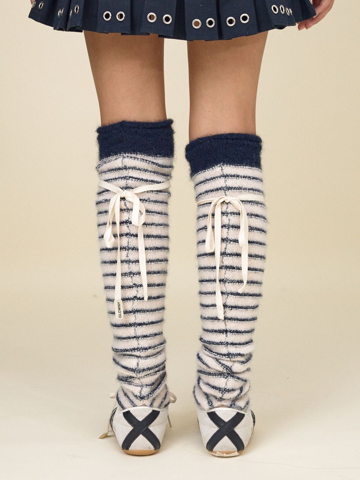 글로니(GLOWNY) SUNDAE STRIPE KNIT WARMER (NAVY)