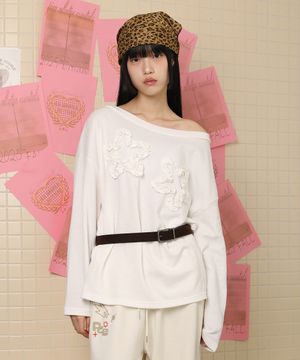 FLOWER OFF-SHOULDER WAFFLE LS (WHITE)