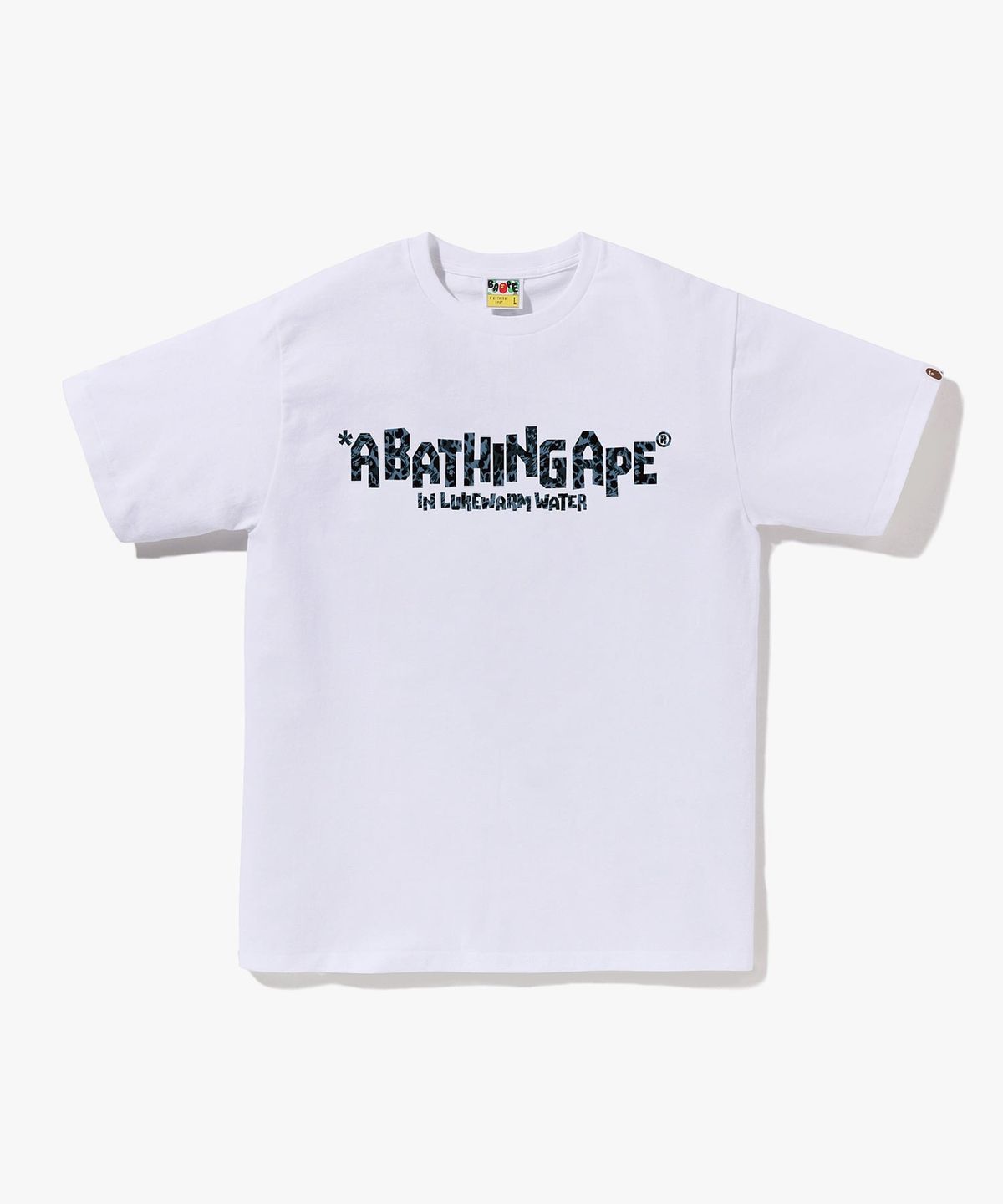 베이프(BAPE) 와일드 레오파드 패턴 프리미티브 로고 티셔츠(M) WHITE
