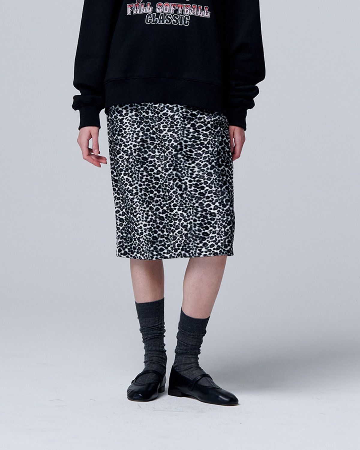 오드프레젠트(ODDPRESENT) Leopard Muse Skirt