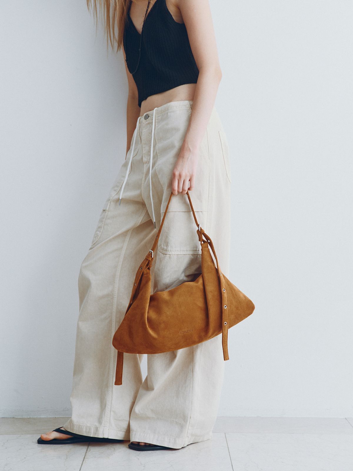 벵디(VENGDI) Cleo Shoulder Bag_Suede Camel