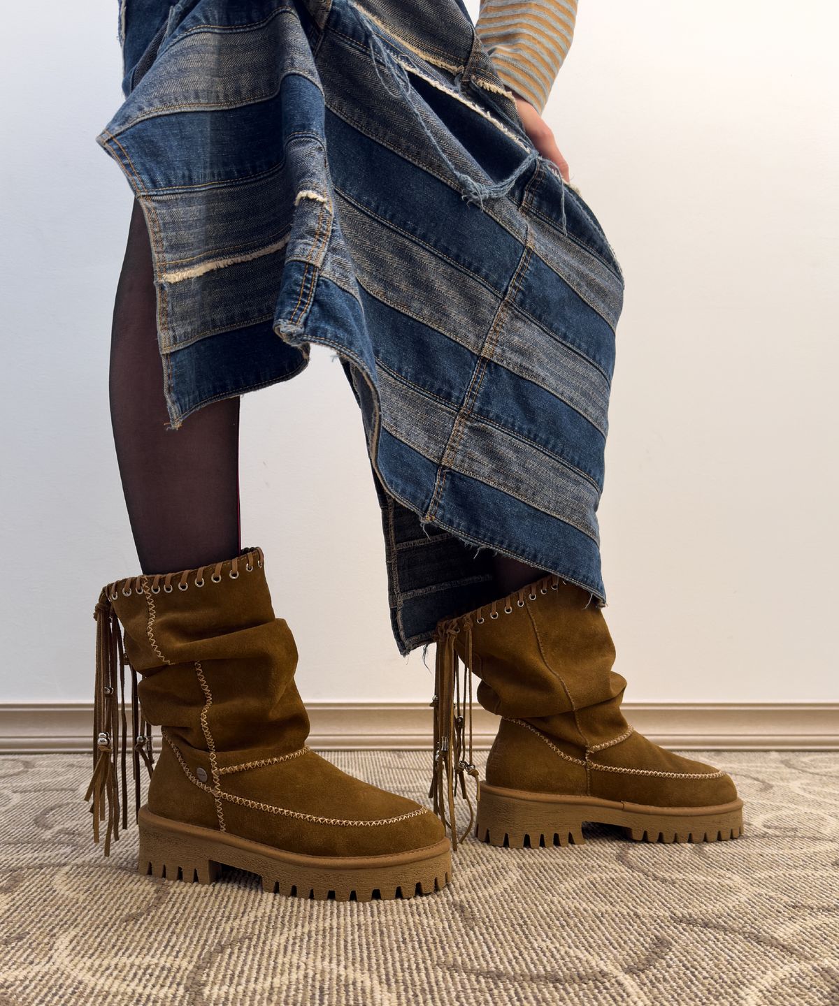 여밈(YEOMIM) [X YASE] pigtail boots (suede camel)
