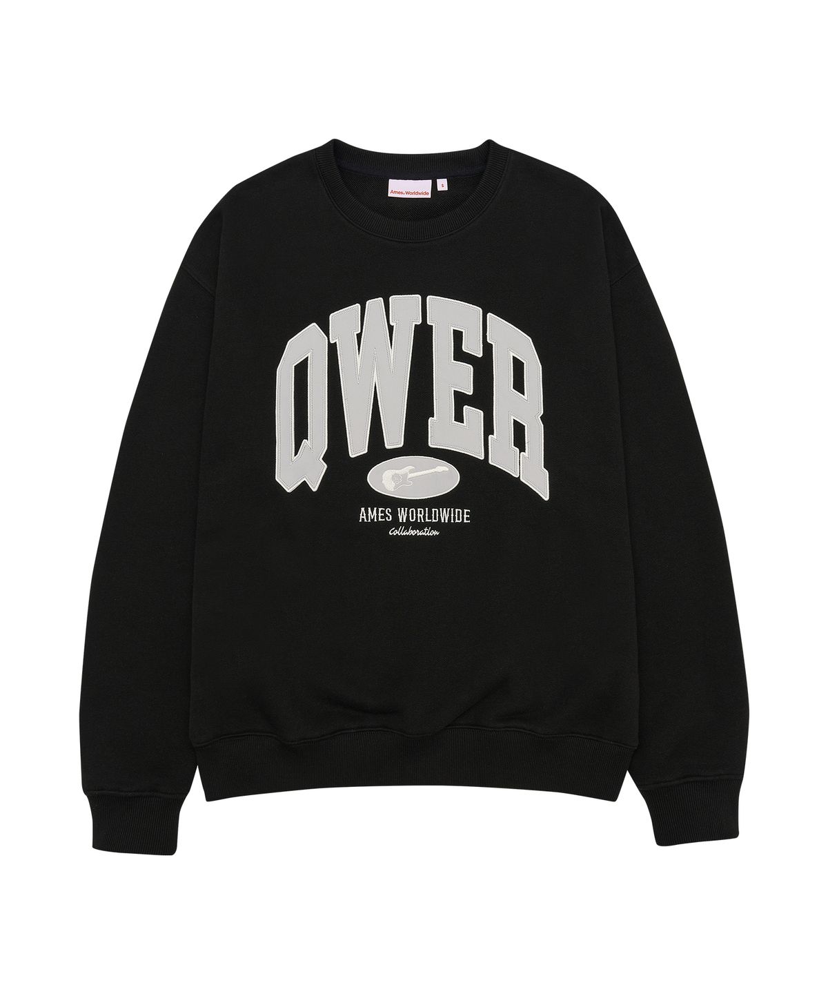아메스 월드와이드(AMES-WORLDWIDE) QWER BASIC APPLIQUE SWEATSHIRT BLACK