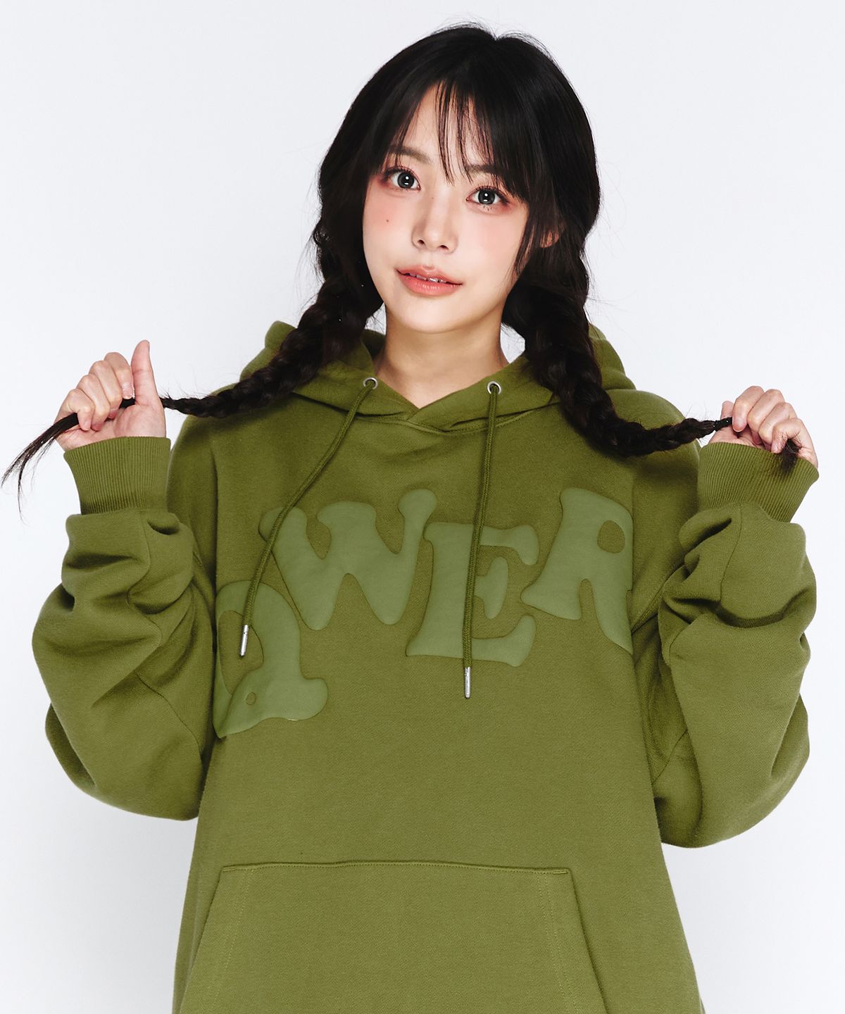 아메스 월드와이드(AMES-WORLDWIDE) QWER BIG TYPO HOODIE GREEN