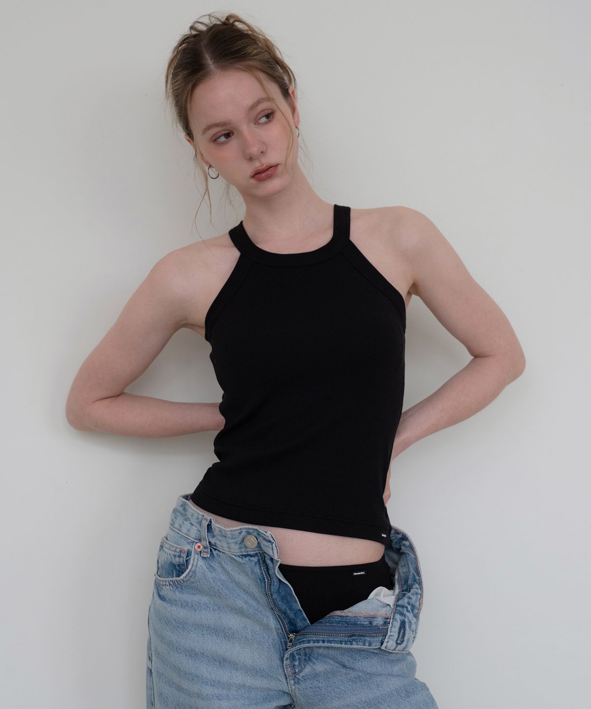 원더브라(WONDERBRA) 볼륨 홀터 브라탑팬티 세트 (3colors)
