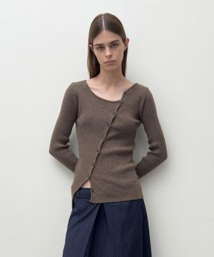 DIAGONAL BUTTON KNIT (brown)