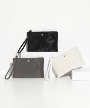 Cushy Babe Pouch 쿠시 베이브 파우치 W75330010