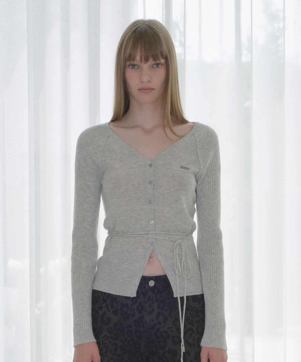 오디너리 홀리데이(ORDINARY HOLIDAY) ANGORA V-NECK SLIM CARDIGAN [MELANGE]