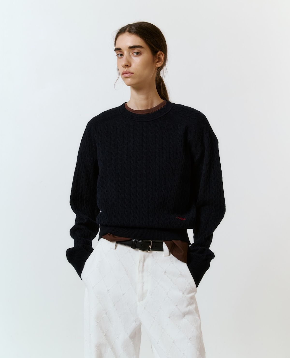매기(MAGGIE) Classic Cable Knit (Navy)