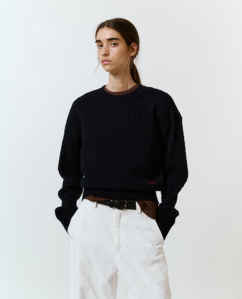 Classic Cable Knit (Navy)