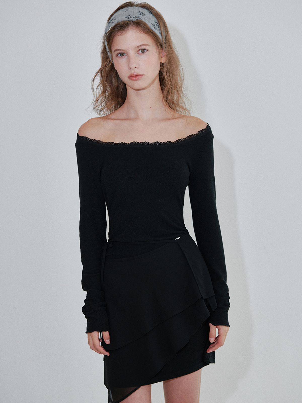 오앨(OUEL) LACE JERSEY MINI DRESS WRAP SKIRT SET_BLACK