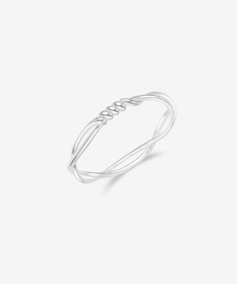 925 Simple tied up ring