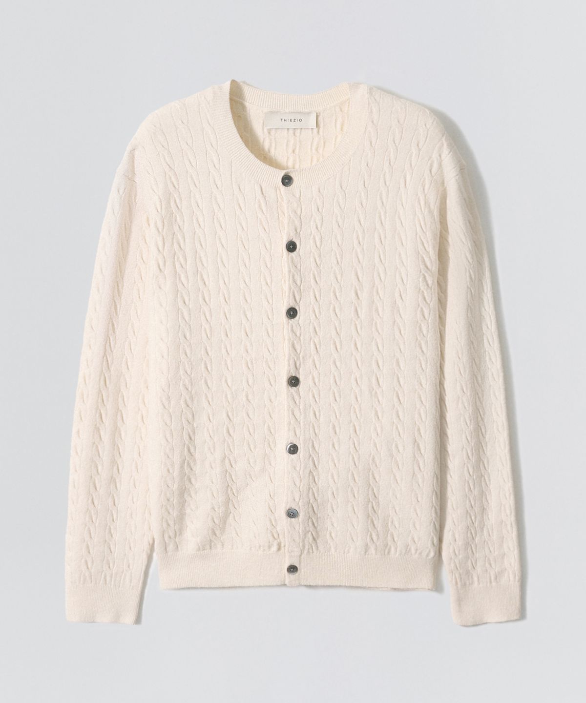 이지오(EZIO) Heritage Cable Cardigan_Ivory