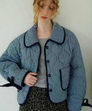 아멜리 퀼팅 푸퍼 자켓_네이비