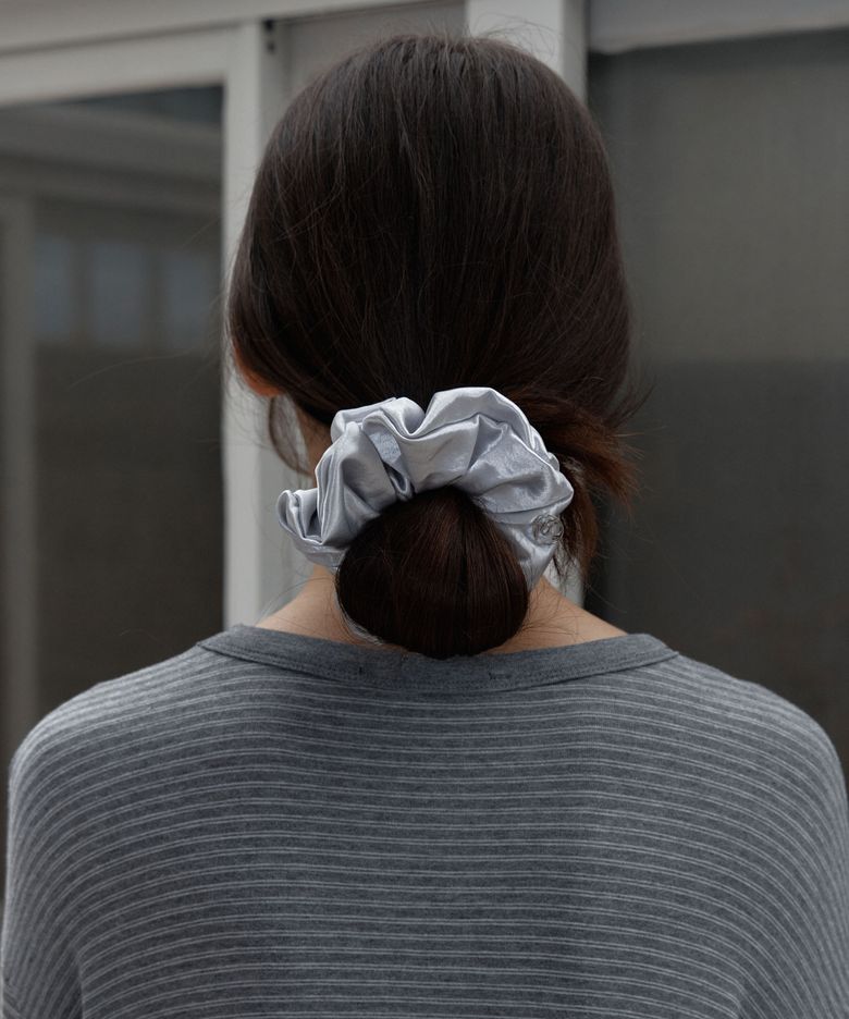 Silky Satin Scrunchie (Silver)
