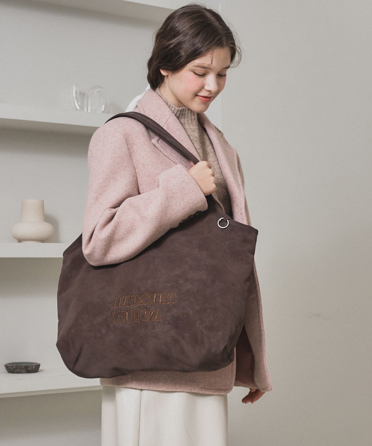 마스마룰즈(MASMARULEZ) Loose fit big shoulder bag_Vintage mocha brown