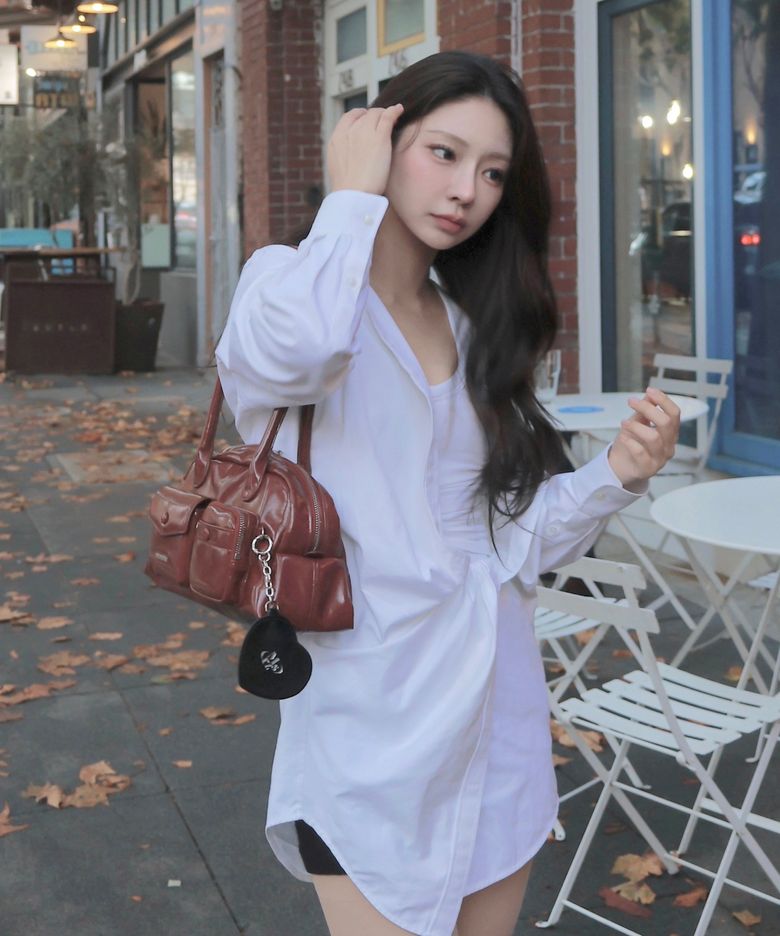Chaming leather shoulder bag_Burgundy