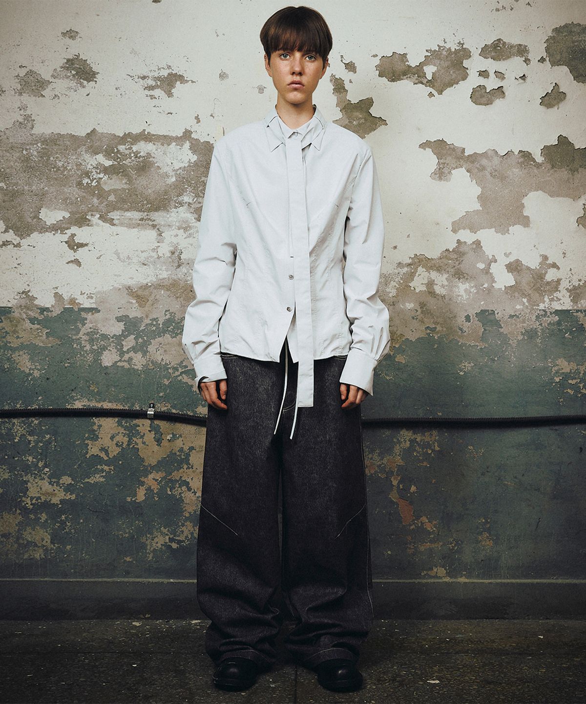 씬(SEEN) 2-TONE WIDE DENIM PANTS (Grey)