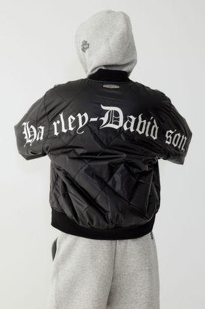 백 로고 퀼팅 점퍼_블랙 HH15303005