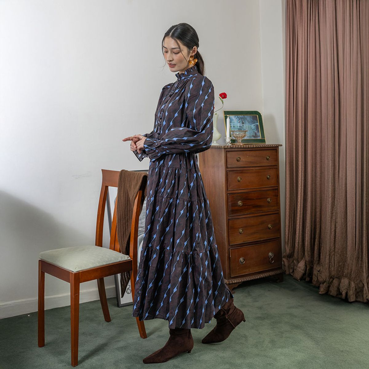 랭썬(LANGSON) LS_Teak bloom sheer dress_BROWN