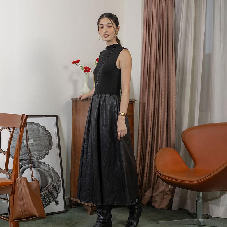 LS_Knitted leather half dress_BLACK