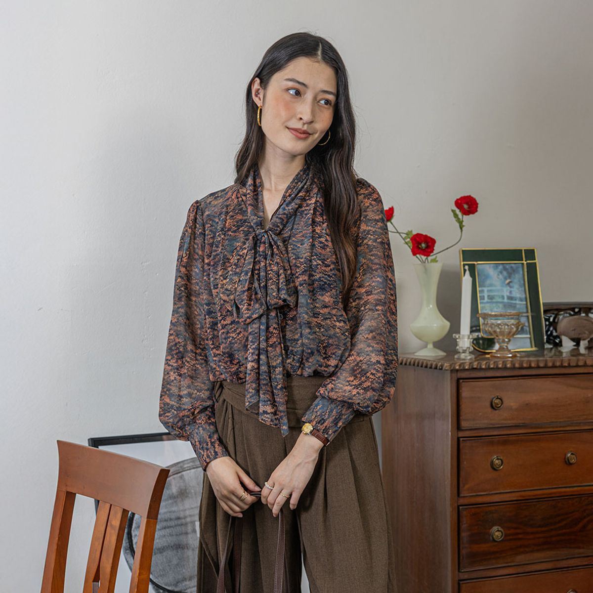 랭썬(LANGSON) LS_Textured bow tie shirt_BROWN