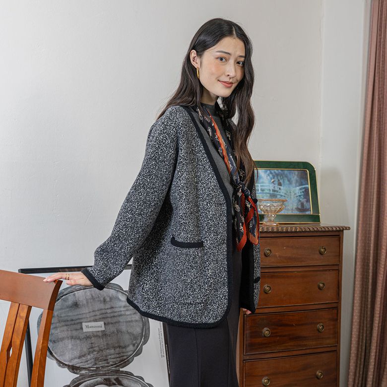 LS_Black dots loose jacket