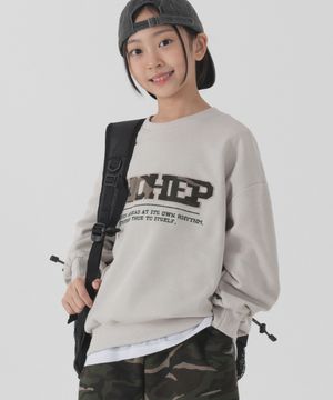 카모 아플리케 오버핏 맨투맨 (연베이지)