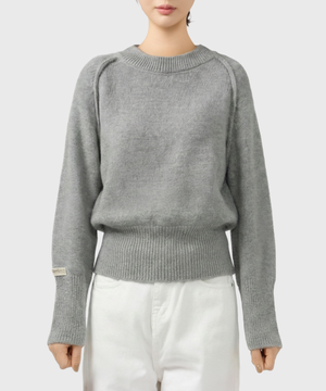 타나 세미크롭 니트 스웨터_그레이