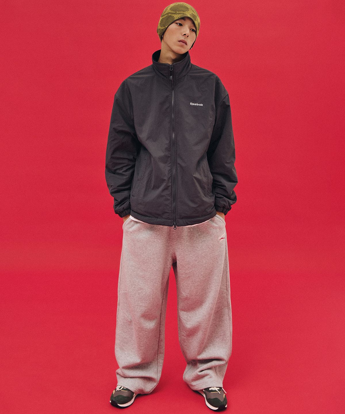 리복(REEBOK) 와이드핏 기모 스웻팬츠 - 멜란지 그레이