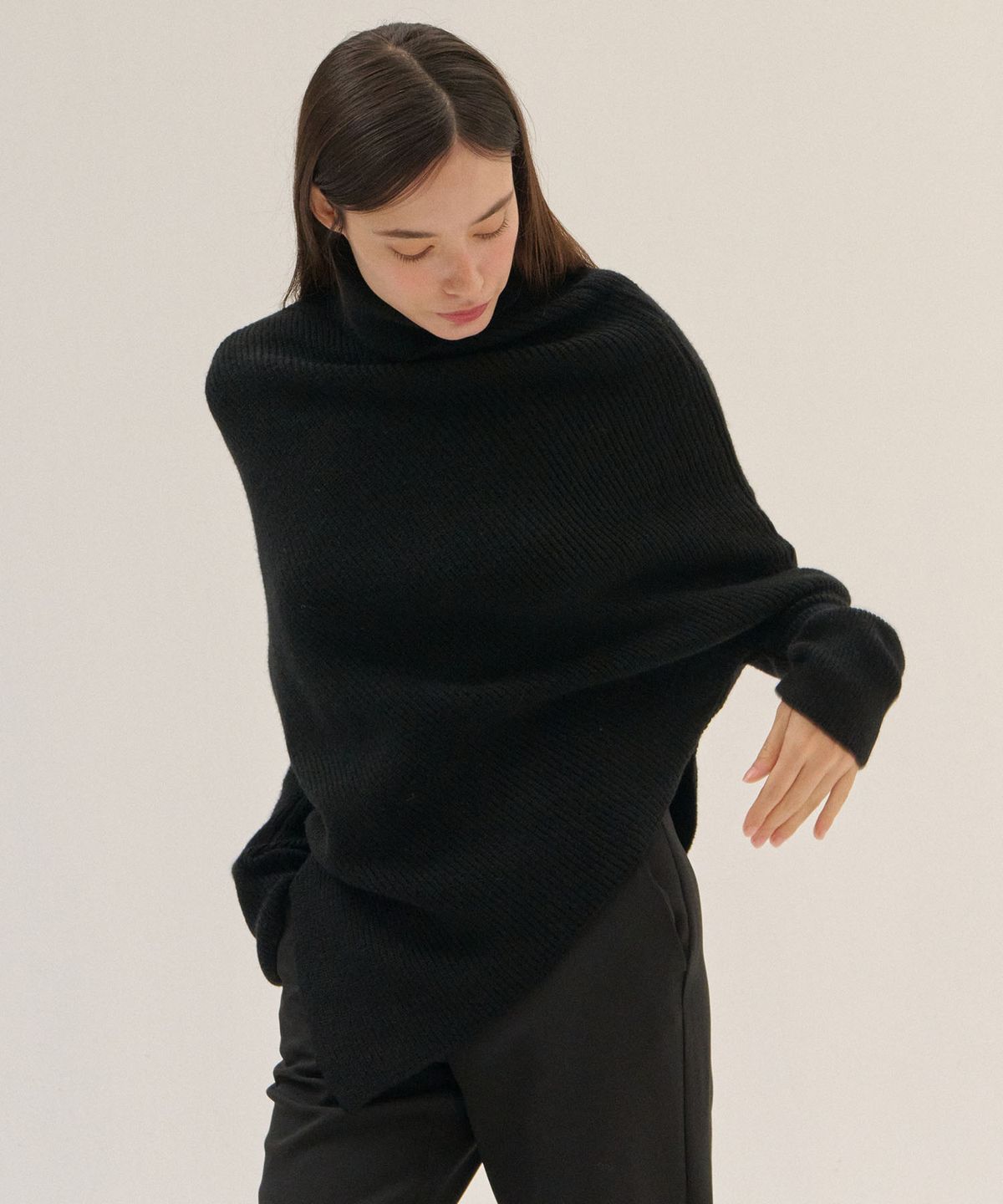 플로브(FLOVE) HIGH NECK KNIT CAPE_BK
